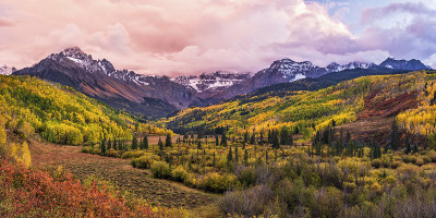 Sneffels Range全景山谷日落