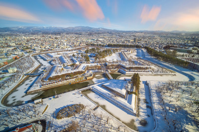 北海道函馆市市中心的五横街