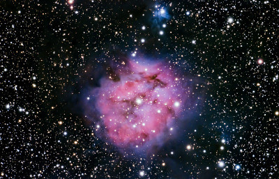 IC5146茧状星云