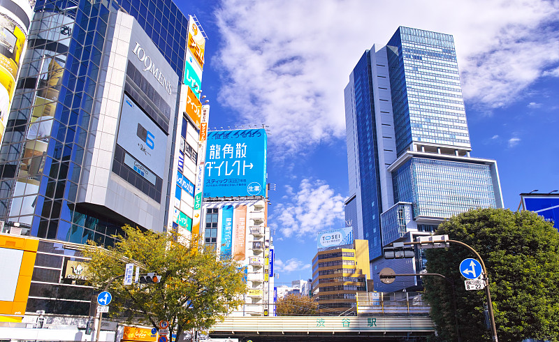 风景从涩谷车站的乱码路口向西入口