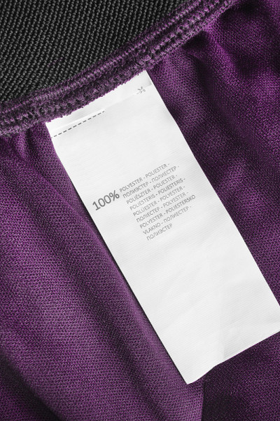 组成的衣服标签
