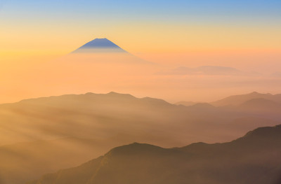 富士山和北岳云海，南阿尔卑斯山脉