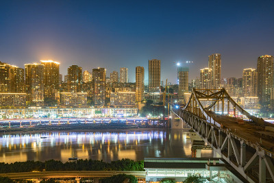 现代城市夜景，重庆，中国