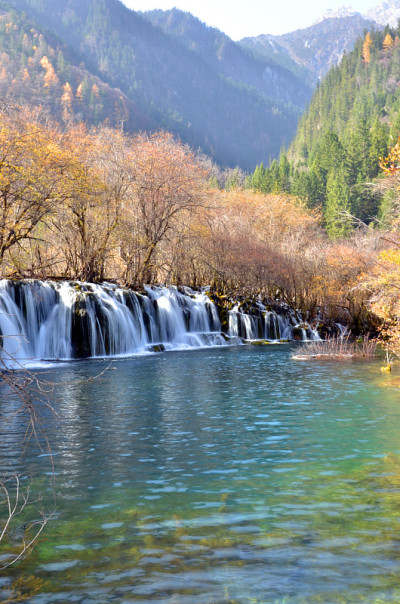 丰富多彩的秋天的九寨沟