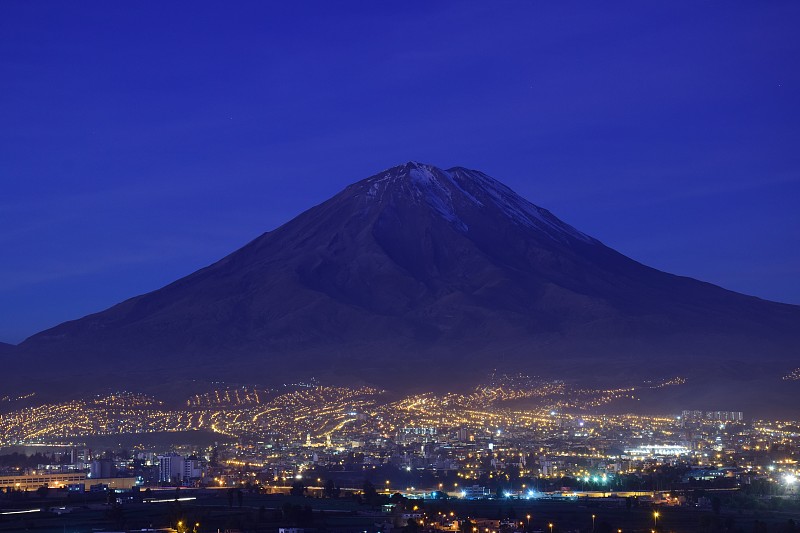 米斯提火山