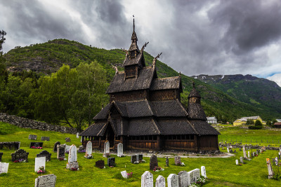 Borgund Stave Church侧中殿，挪威