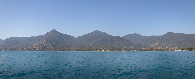 Ilhabela全景从海- Ilhabela，圣保罗，巴西
