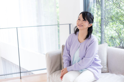亚洲高级的女人