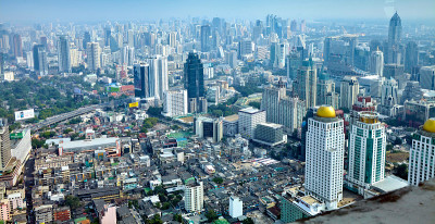 曼谷市景，商业区高楼林立