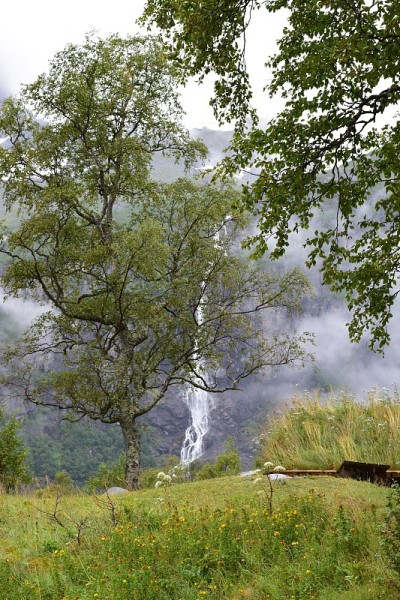 山湖