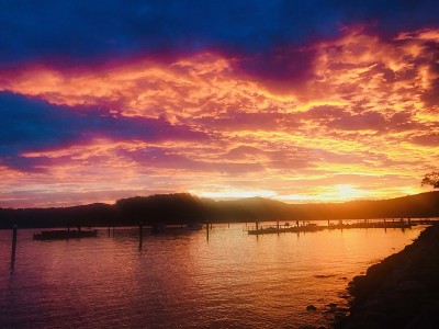 Hawkesbury河日出