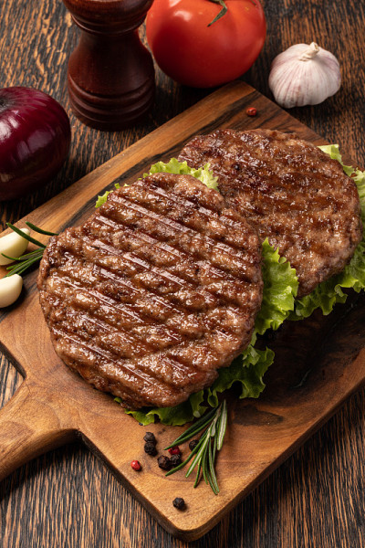 新鲜的肉肉饼