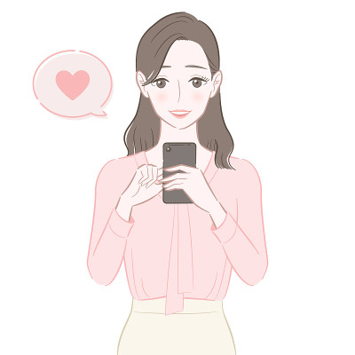 女人在智能手机上看社交网站的插图