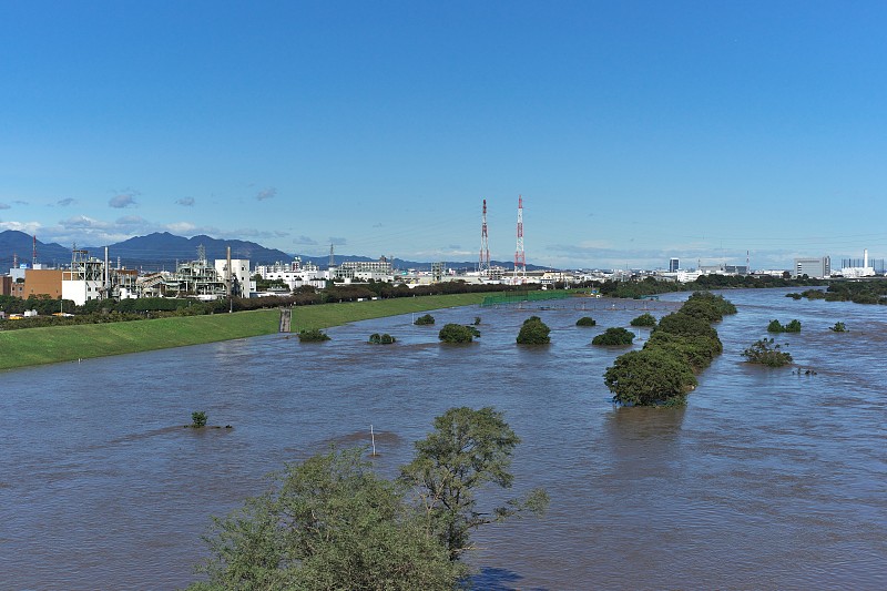 相模河因台风而上涨