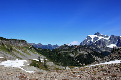 舒克桑山