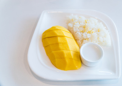 泰式甜点芒果糯米饭