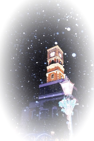 札幌之夜，小雪飘落