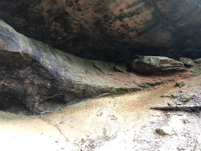 砂岩过剩