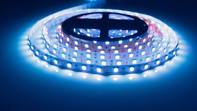 Led带蓝色光卷