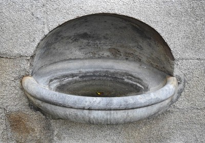 圣水的字体