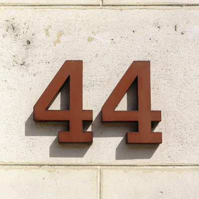 数44