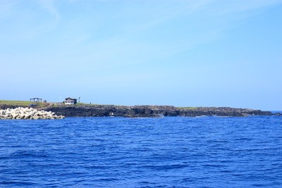 马拉多岛海崖
