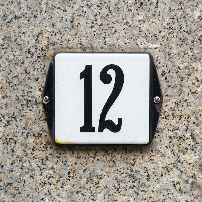 12号