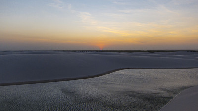 Lençóis Maranhenses国家公园的日落