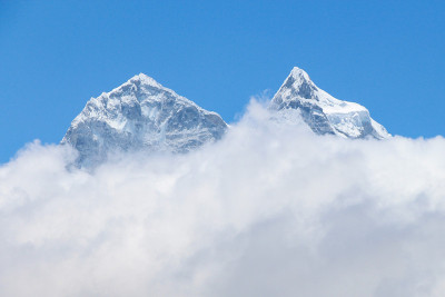 喜马拉雅山的康加峰