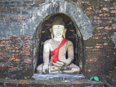 缅甸Mrauk U的佛像