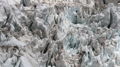 法国阿尔卑斯山的勃朗峰冰川