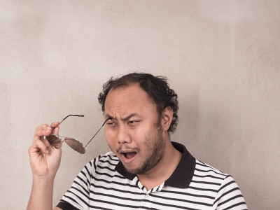 有搞笑意外的男人