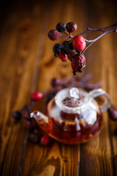 干红玫瑰果和茶