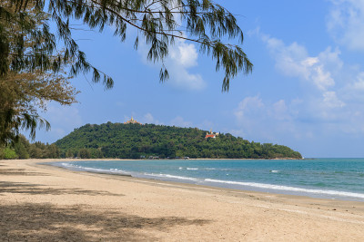 美丽的海在Baan Grood海滩，Bang Saphan, Prachuap Khiri Khan