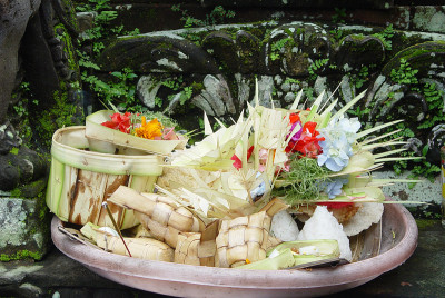 向众神献祭