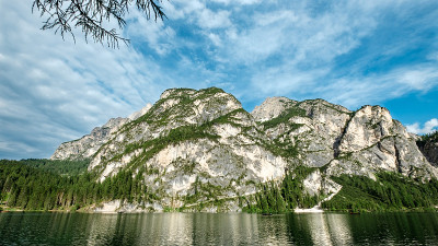 山湖