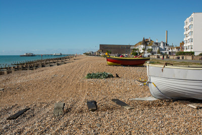 Worthing海滩和海滨，西苏塞克斯，英格兰