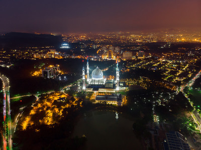 沙阿拉姆清真寺夜景