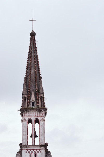 spire and bell of Iglesia de los Jarritos Cuetzala