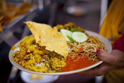 木豆Bhat。传统尼泊尔食物