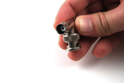 同轴连接器
