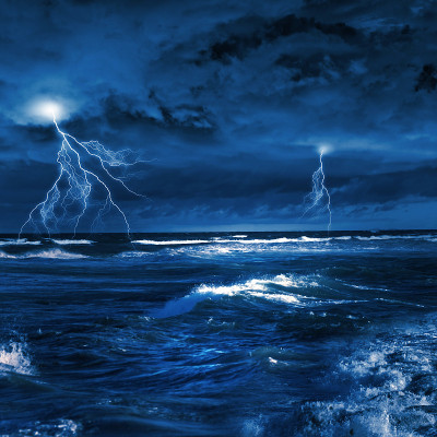 雷暴在海