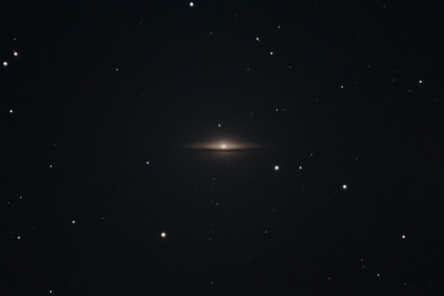 宽边帽星系梅西耶104