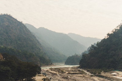 卡利甘达奇河及其峡谷