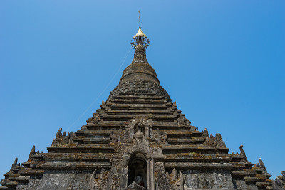 缅甸若开邦Mrauk U古城的萨迦曼昂古塔地标