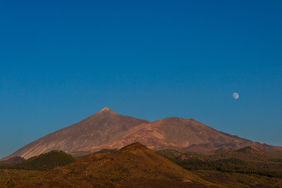 月光山景