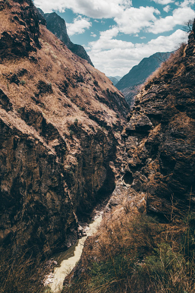 虎跳峡