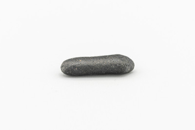 Black magnetic Tektite Meteorite called Atacamaite