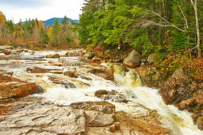 秋日Swift River