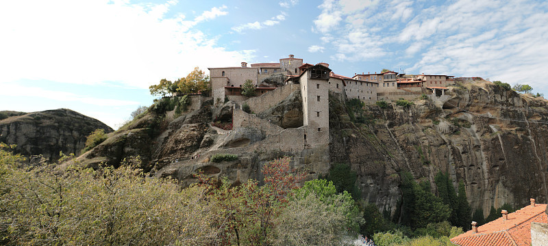 Varlaam修道院全景，位于希腊的Meteora rock修道院